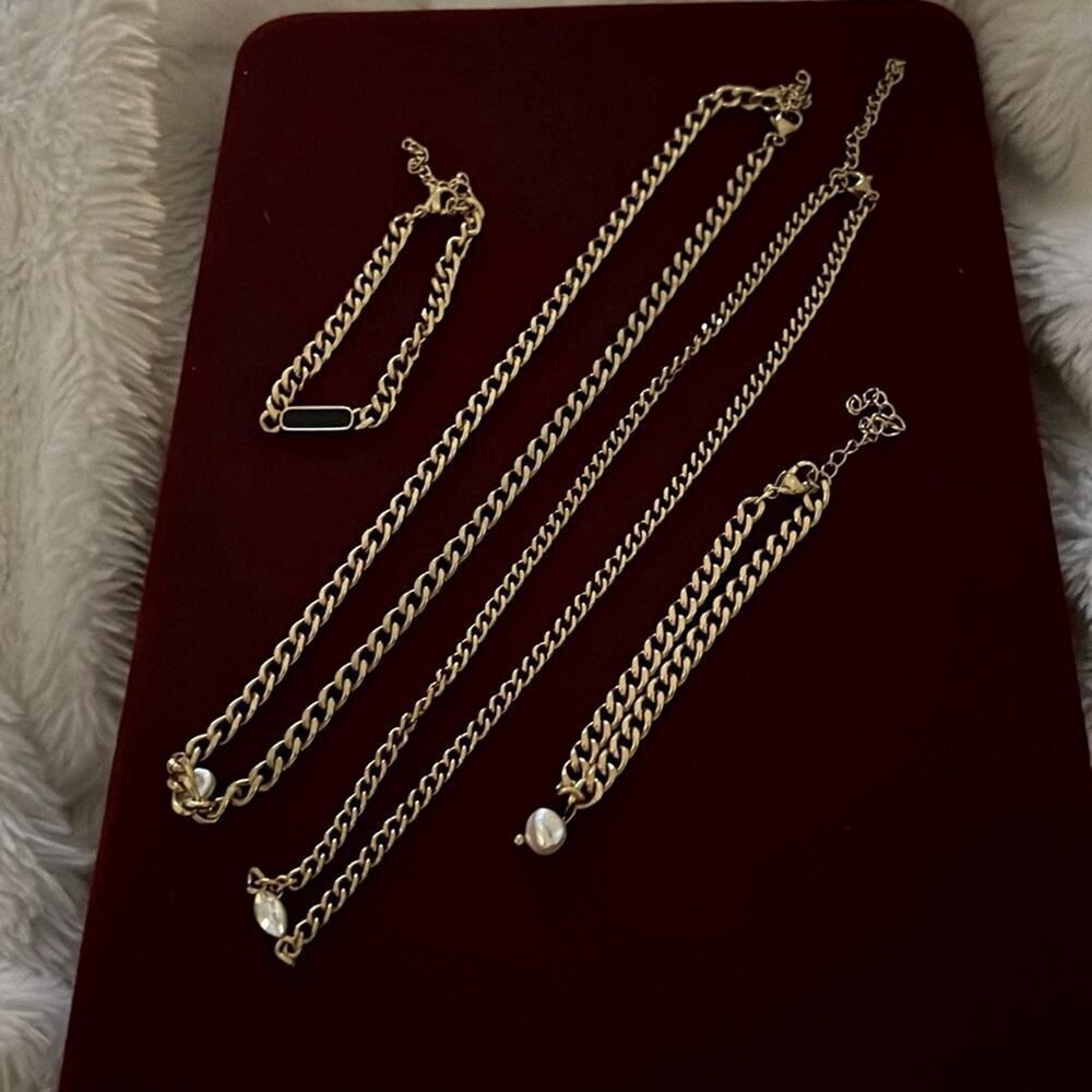 Slide Gold Jewelry Box with 2 Necklaces and 2 Bracelets